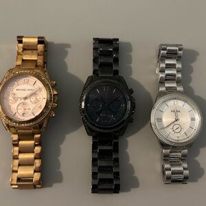 Two Michael kors and one fossil watch lot